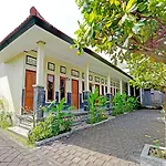 Oyo 90860 Tunjung Sari 8