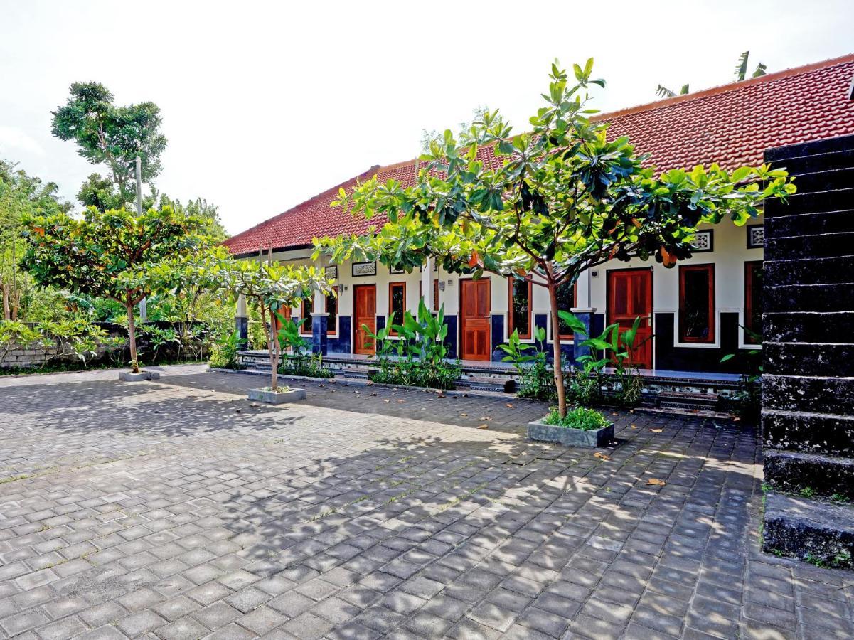 Oyo 90860 Tunjung Sari 8 2* Nusa Dua (Bali)
