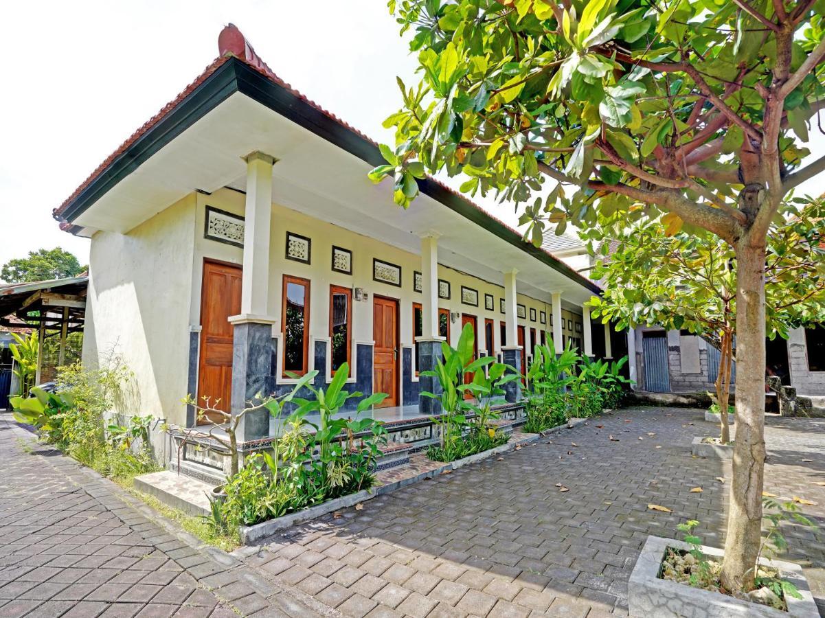Oyo 90860 Tunjung Sari 8 2* Nusa Dua (Bali)