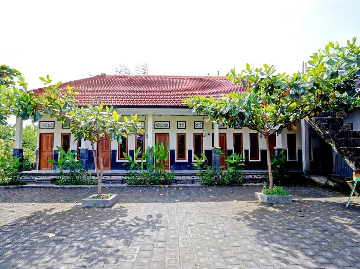 Hotel Oyo 90860 Tunjung Sari 8 Nusa Dua (Bali)