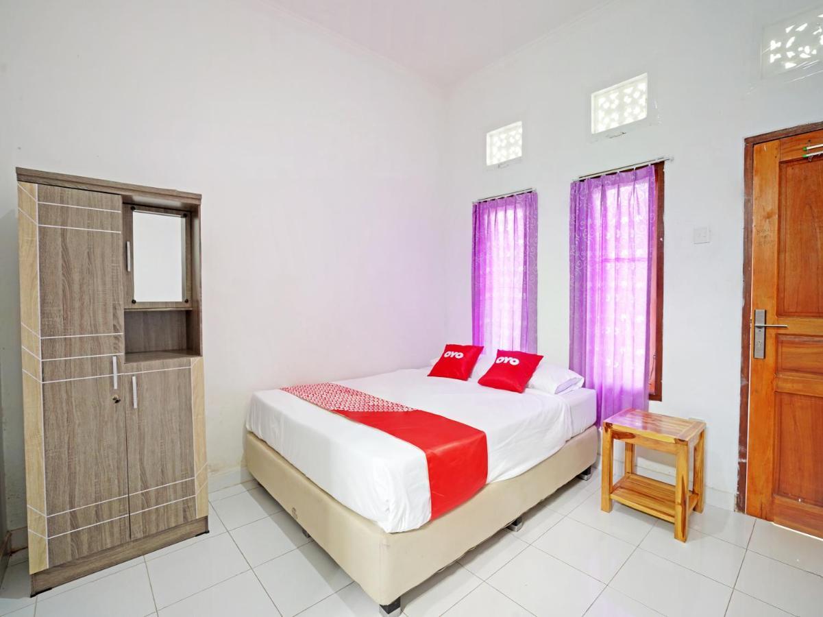 Oyo 90860 Tunjung Sari 8 Hotel 2*