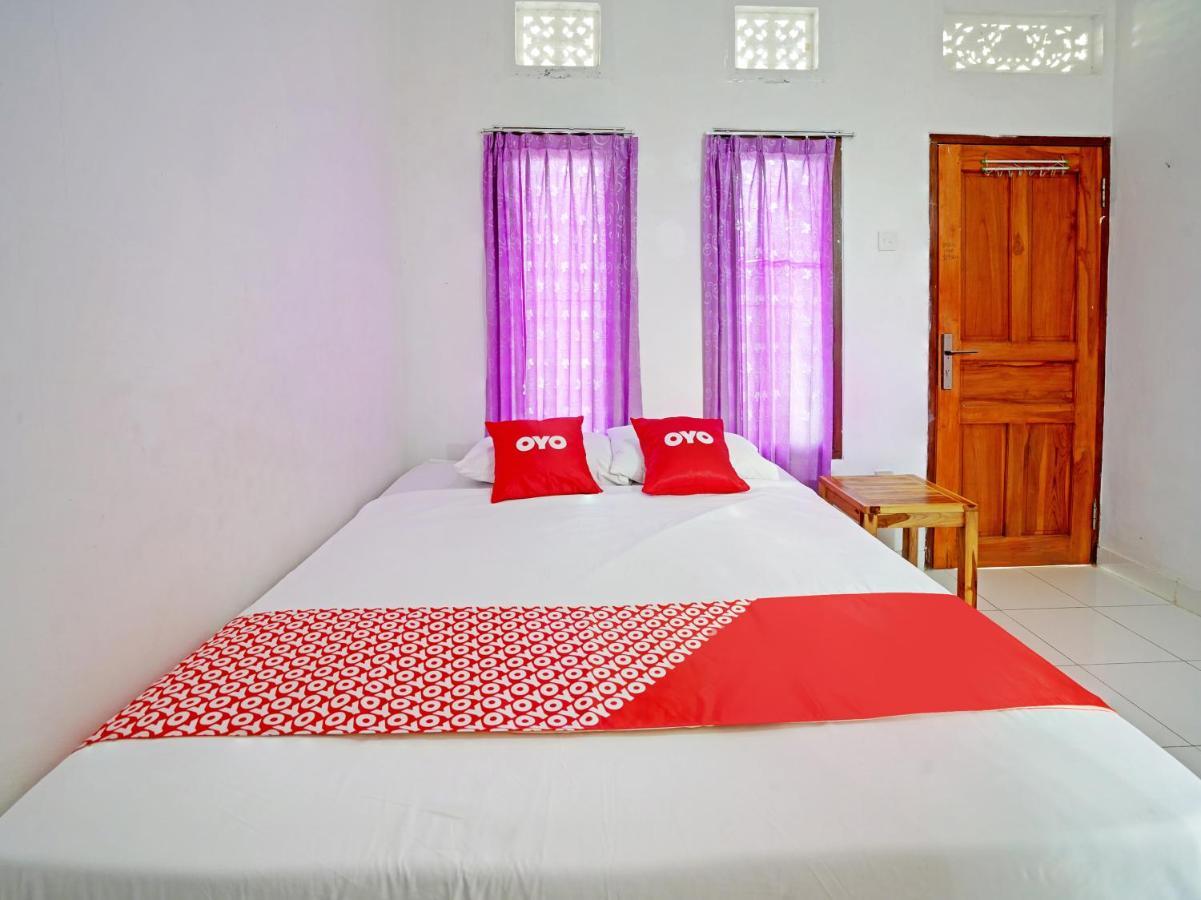 Oyo 90860 Tunjung Sari 8 Hotel 2*