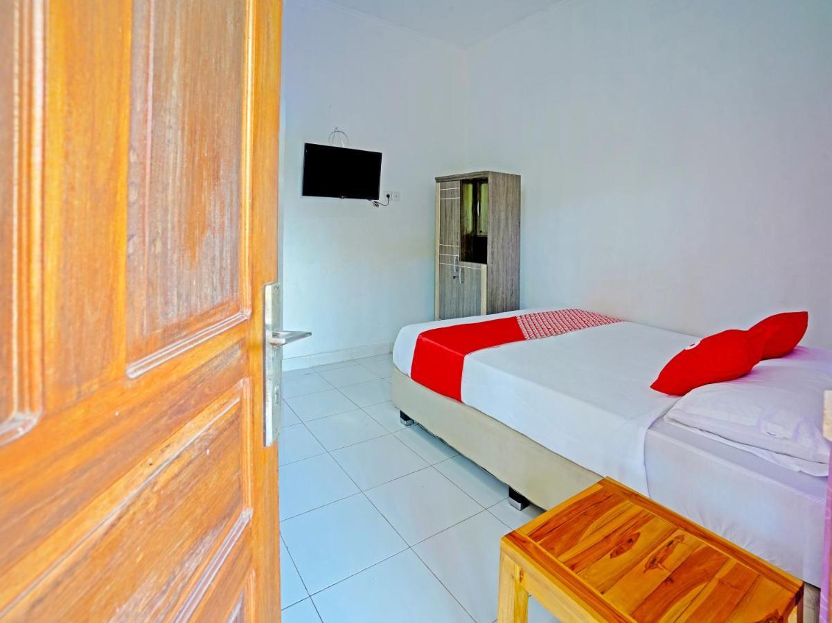 Oyo 90860 Tunjung Sari 8 Hotel