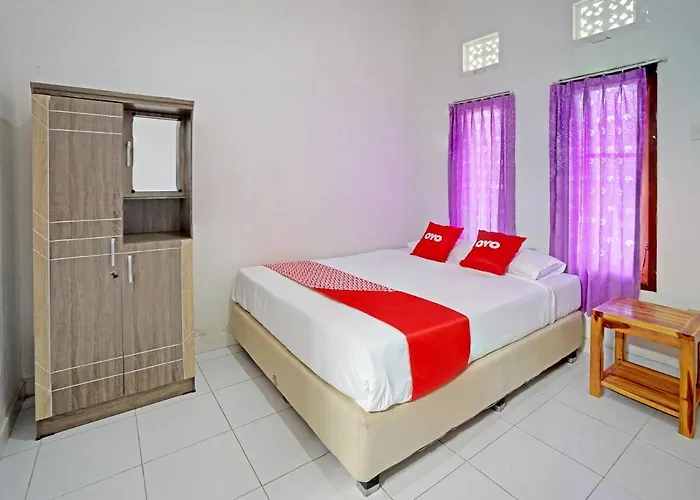 Oyo 90860 Tunjung Sari 8