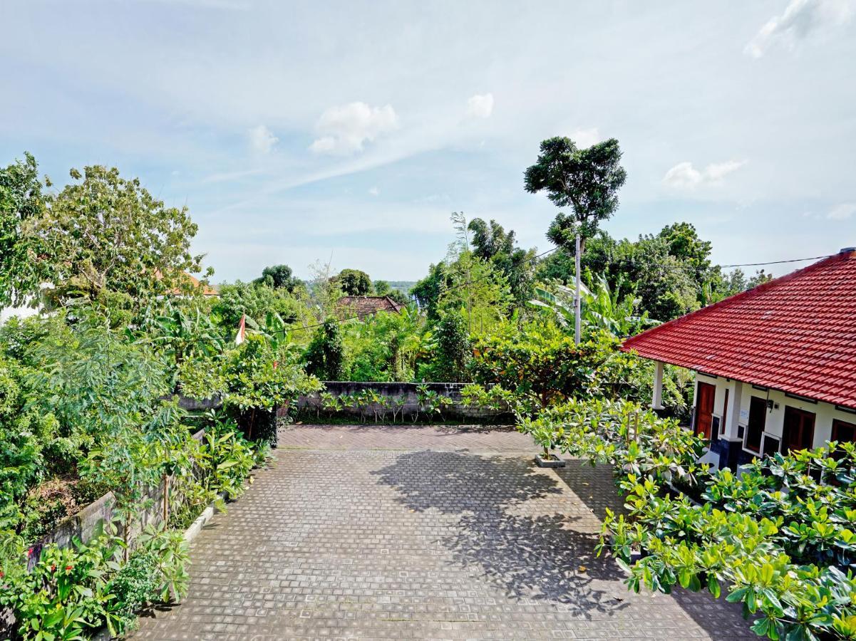 Oyo 90860 Tunjung Sari 8 2* Nusa Dua (Bali)